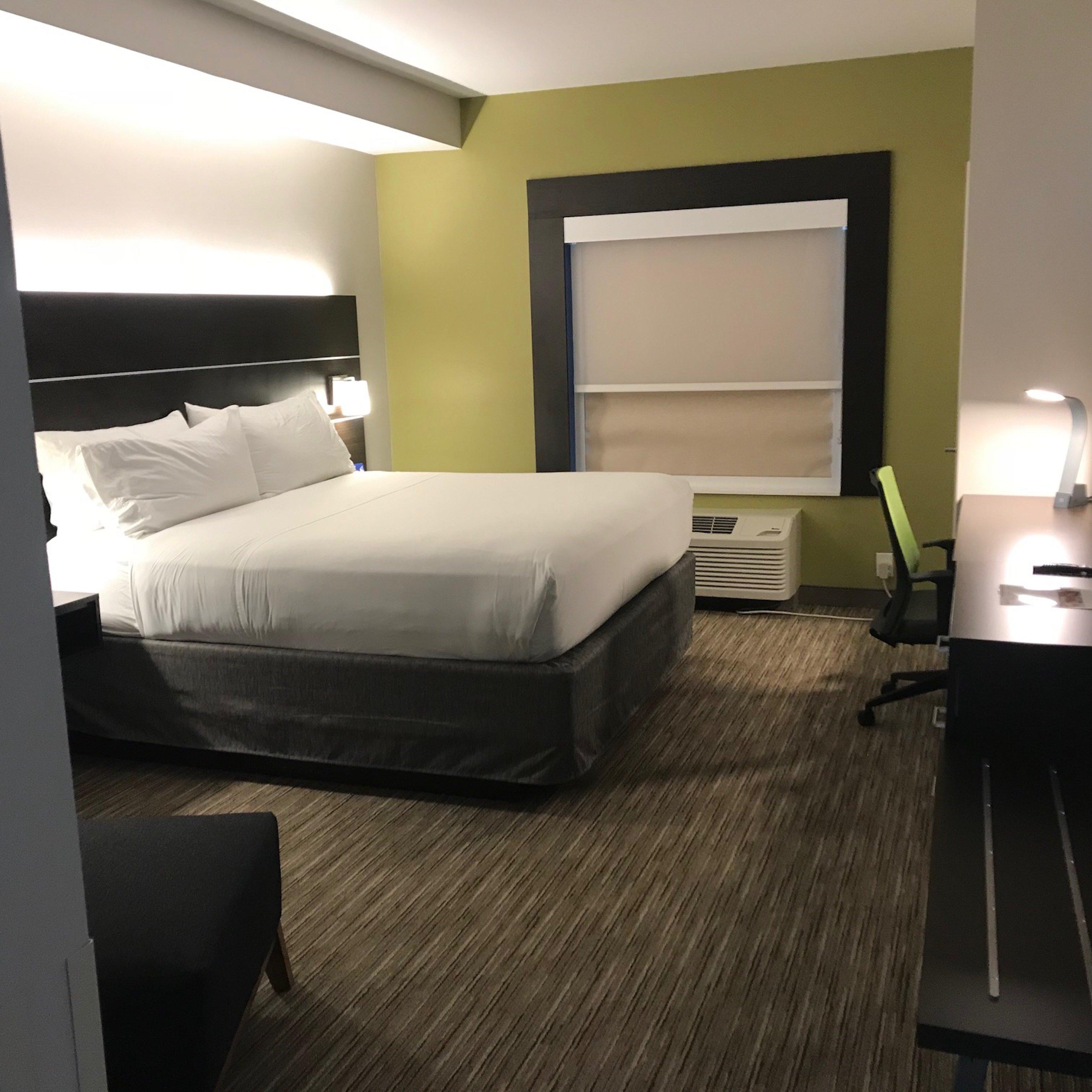 Holiday Inn Express Arrowood By Ihg Charlotte Exterior photo
