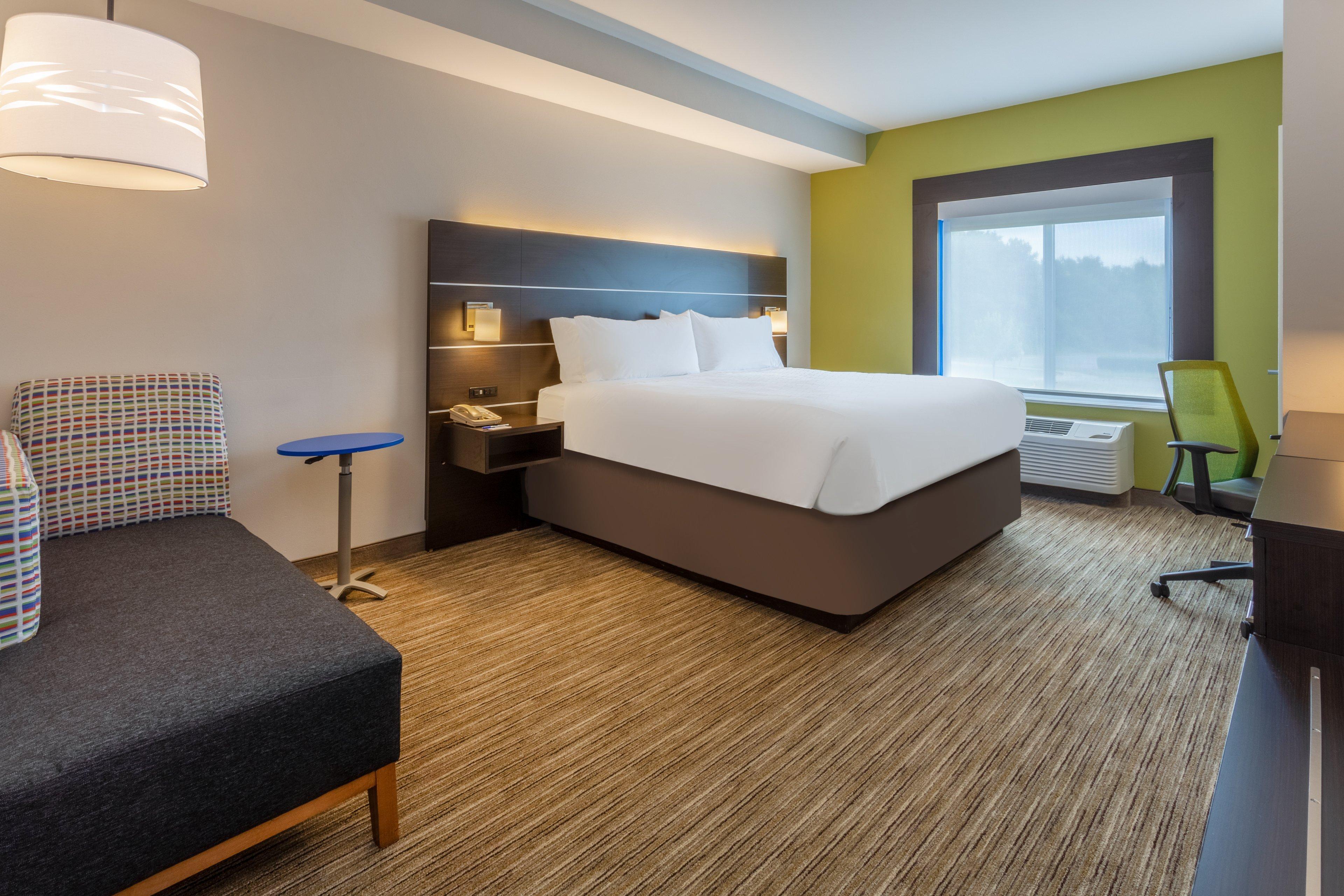 Holiday Inn Express Arrowood By Ihg Charlotte Exterior photo