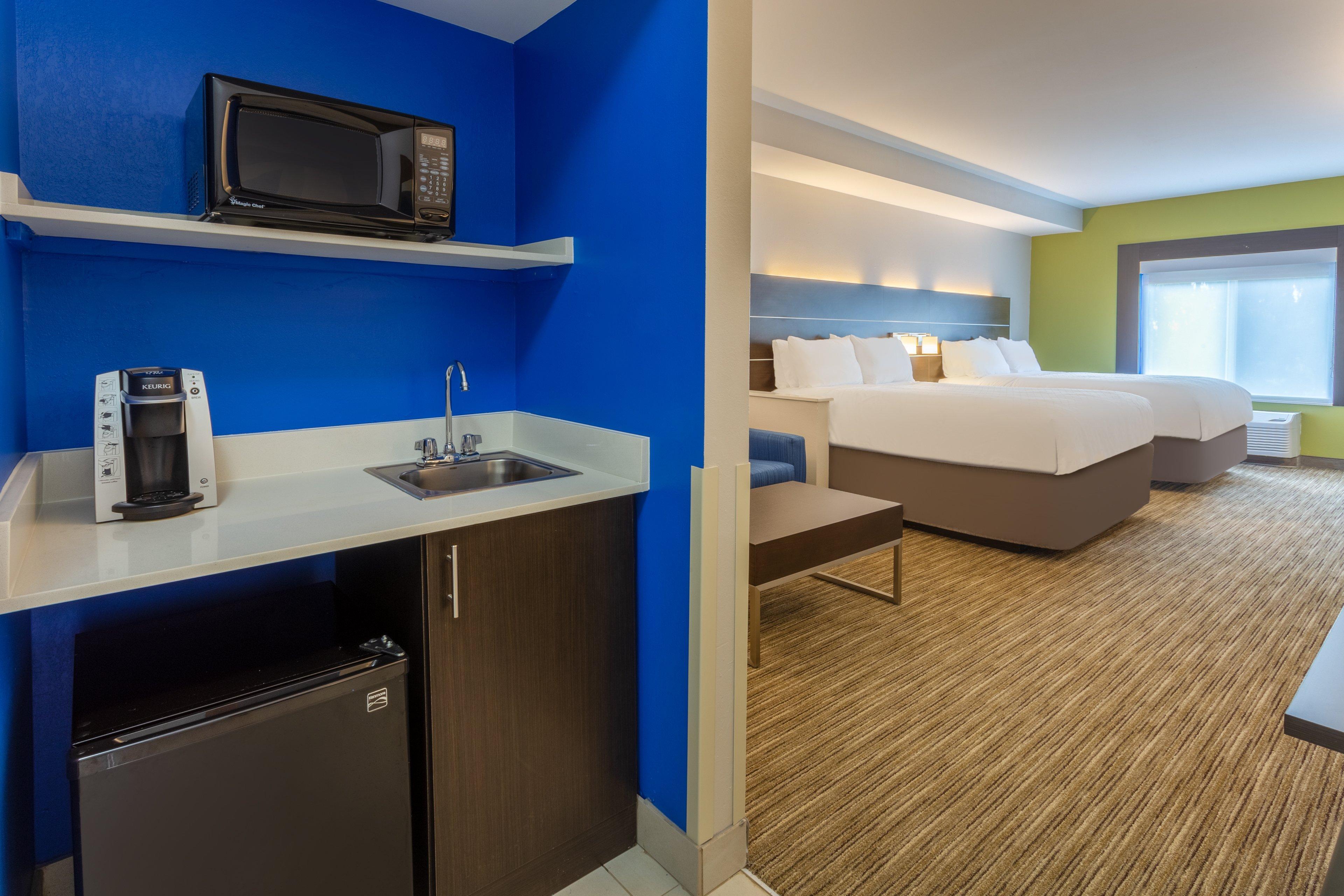 Holiday Inn Express Arrowood By Ihg Charlotte Exterior photo