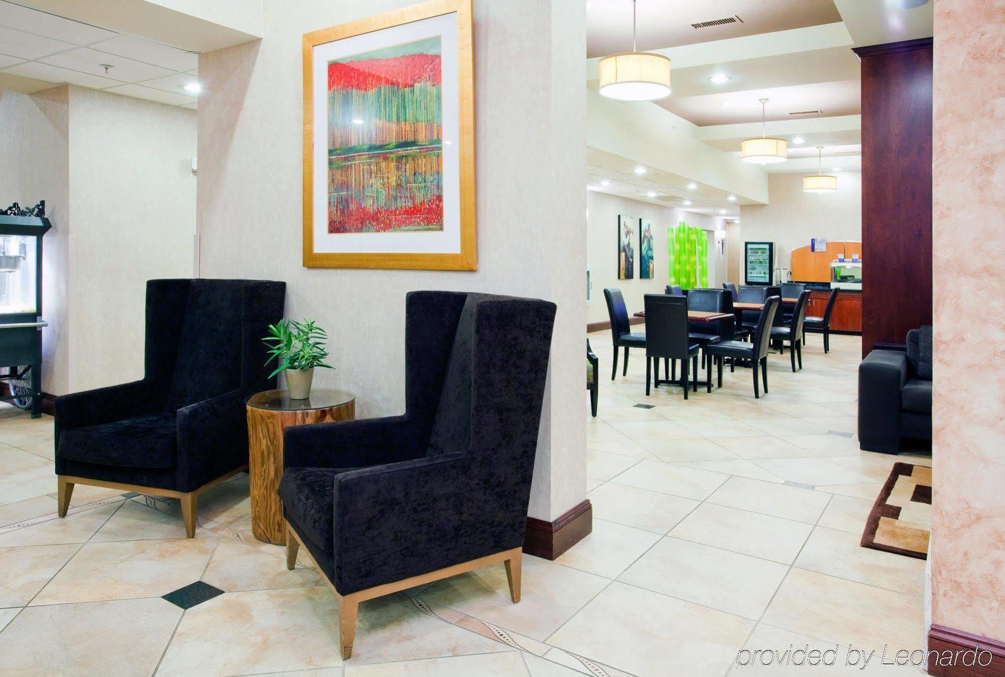 Holiday Inn Express Arrowood By Ihg Charlotte Exterior photo
