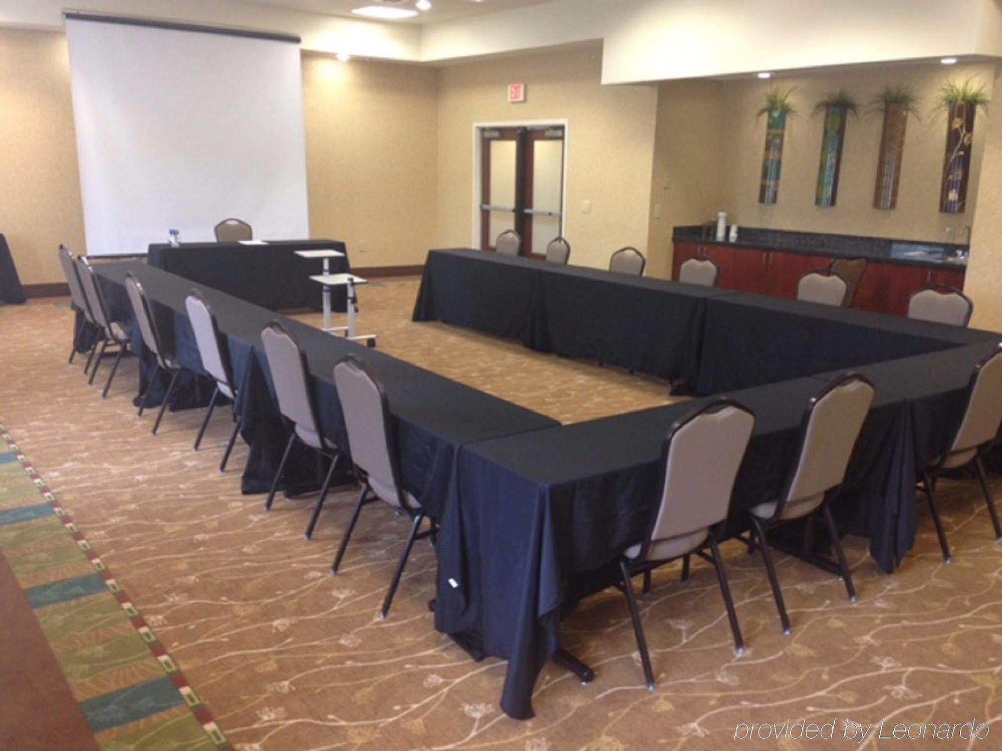 Holiday Inn Express Arrowood By Ihg Charlotte Exterior photo